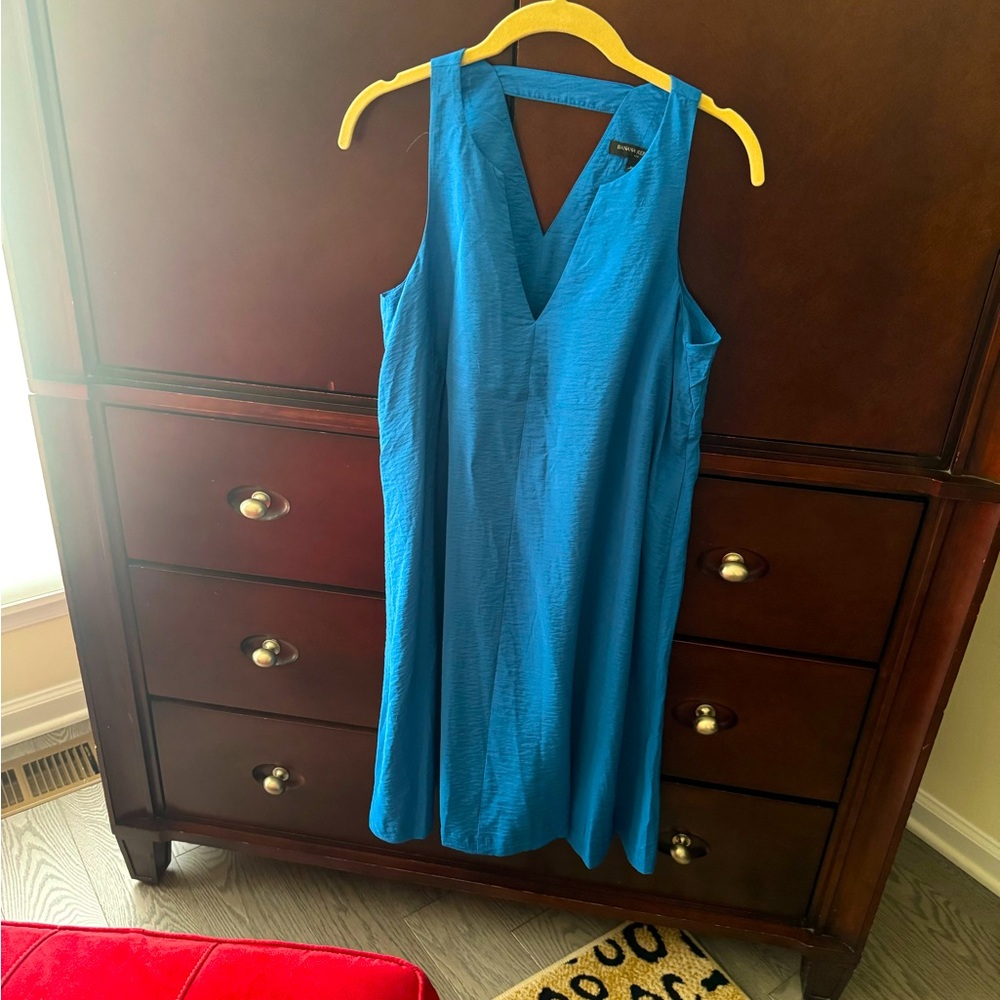 NWT Banana Republic silk sleeveless blue dress